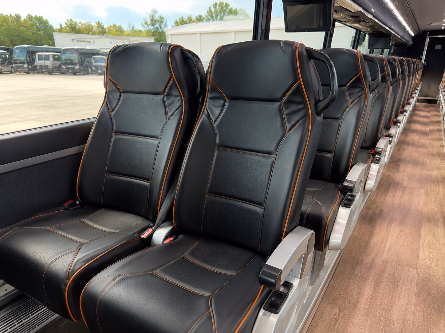 compare buses for wine road 290 fredericksburg stonewall the hill country