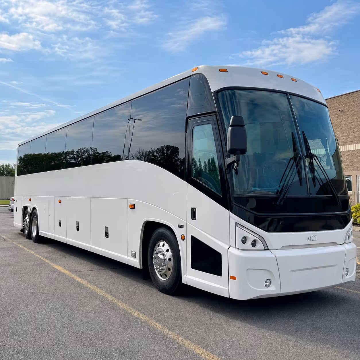 roundrockcoachbuscompany com can help you move teams between round rock and the domain samsung and tesla